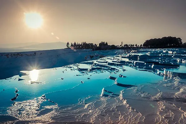 الانيا رحلة الى Pamukkale و بحيرة  Salda VIP